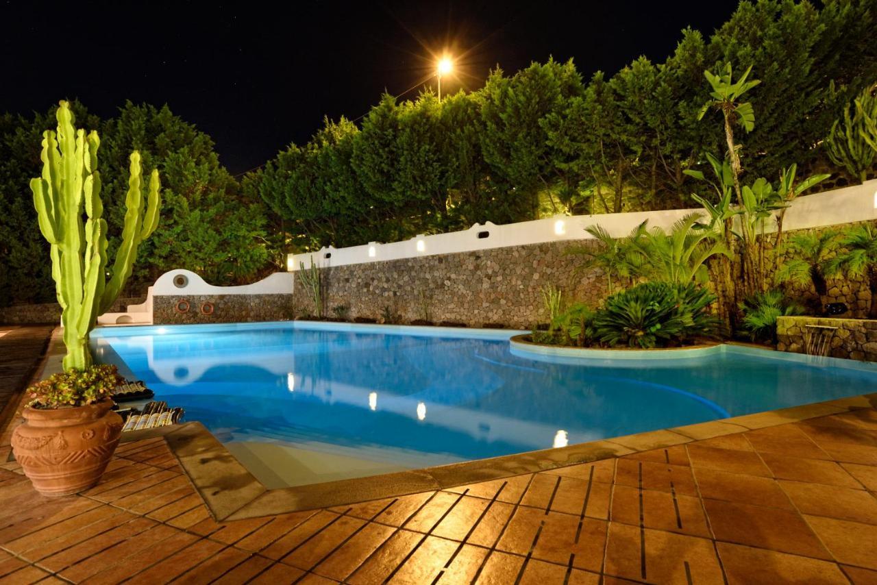 Pietra Pomice Hotel Lipari  Buitenkant foto