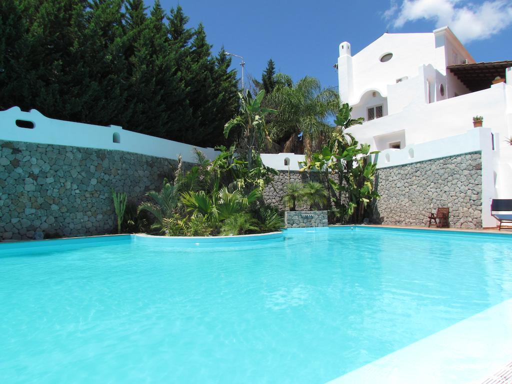 Pietra Pomice Hotel Lipari  Buitenkant foto