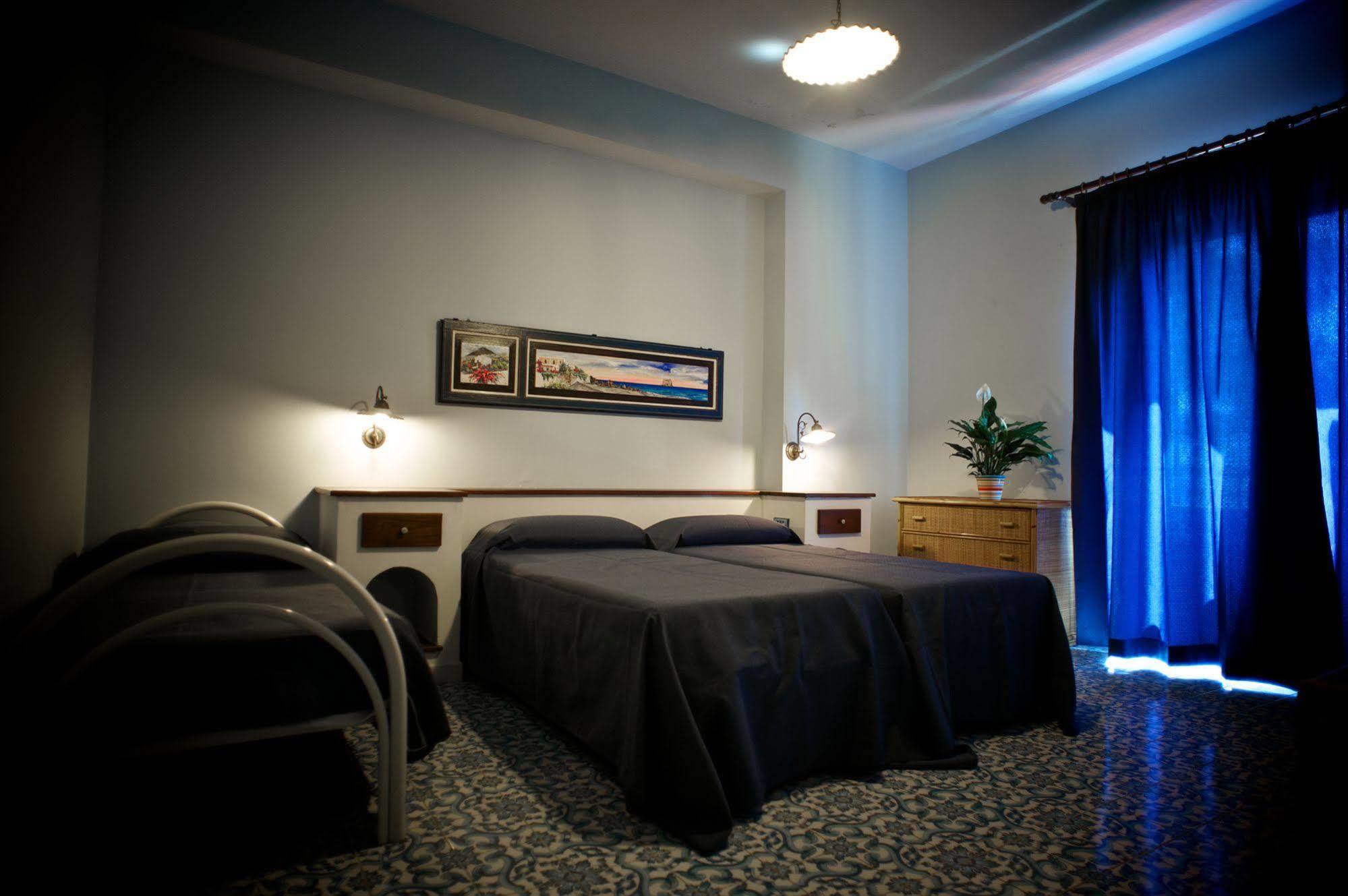 Pietra Pomice Hotel Lipari  Buitenkant foto