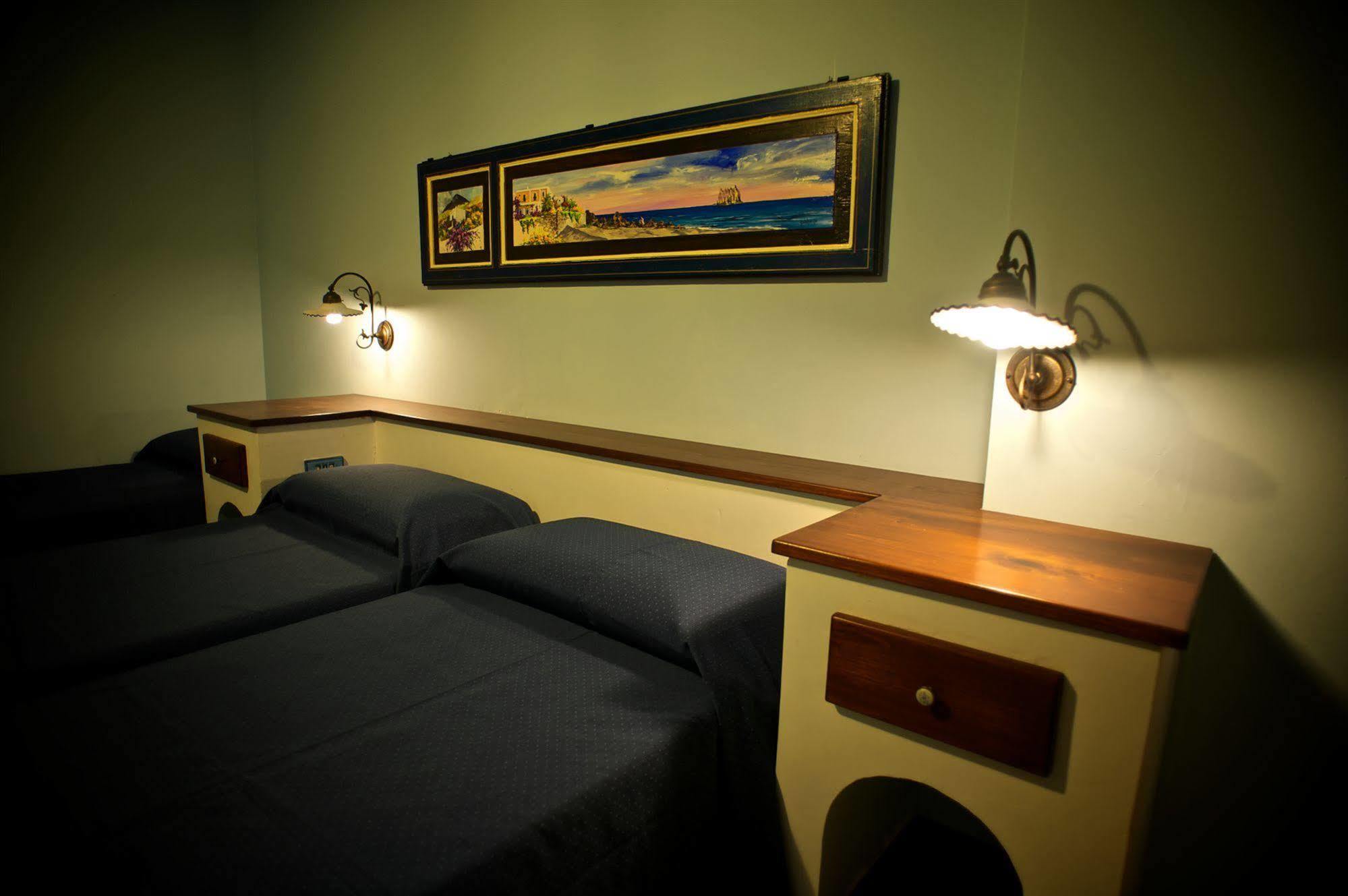 Pietra Pomice Hotel Lipari  Buitenkant foto